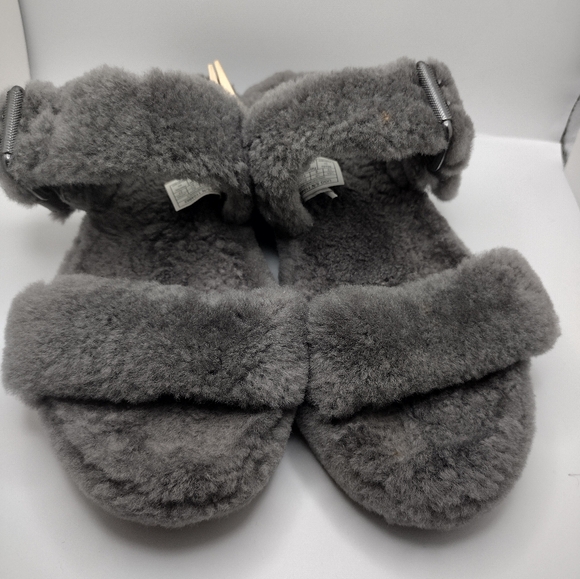 Gray UGG fuzz yeah slides - Picture 2 of 5